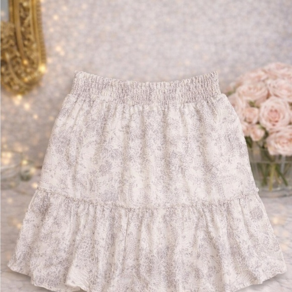 Intermix Silk Ruffle Mini Skirt White Gray Size Small Feminine Flowy